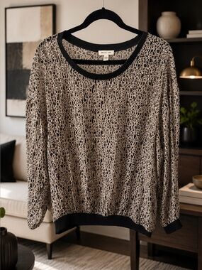 Silence + Noise Large Abstract Print Sheer Blouson Top | Relaxed Fit